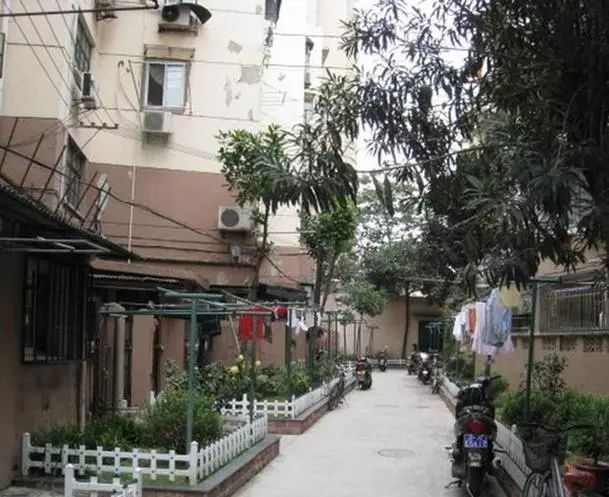 小区相关图