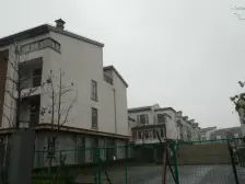 此房手续齐全,格局好,采光好,无遮挡,出行方便