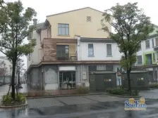 此房手续齐全,格局好,采光好,无遮挡,出行方便