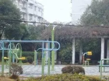 商品房,中层边套三房,金桥公园旁,产权清晰,临地铁