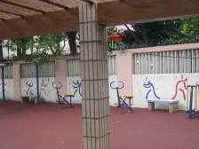 一梯两户得房率过85%另附三十五平院子阳光直射房间