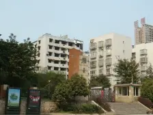 环线旁轻轨房 正规三房 清水房 业主诚心出售