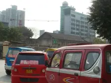 业主诚心出售,居家安静附带大露台