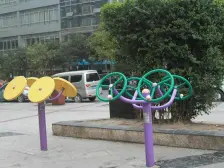 此房交通便利。出行方便。配套齐全