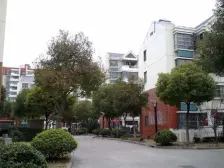 新出电梯两房,不靠路,南北直通,采光充足,全明户型