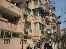 2/15地铁口,中间楼层,位置安静,边套全明,八大商场