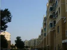 近18号线周浦站 2015年小区 中间楼层 车位不紧张