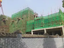 汇祥林里3000 清水一楼端头 带200平米花园 带地下室