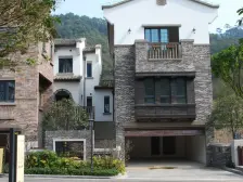 清水溪中式联排端户 大花园 2+1结构 双车位