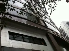 三峡广场 沙铁村小区二房51万