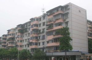 华夏之家3室2厅东北