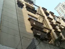 房位于大礼堂市政府信访办旁,户型很方正,采光好,