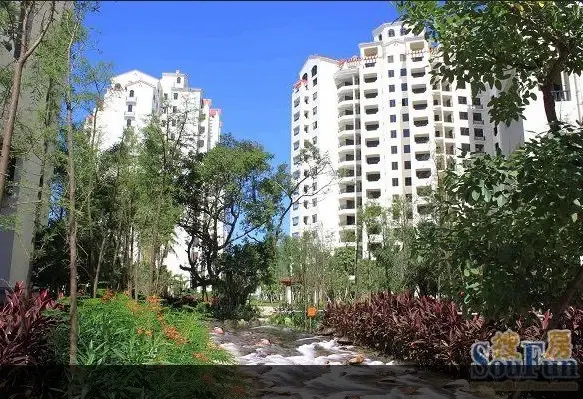 伊比亚河畔实景图