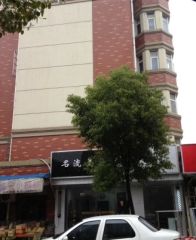 小户型三房总价低!全明户型,诚心卖看中可谈!