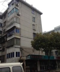 近嘉兴学院,越秀集市,交通方便