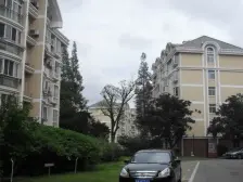 周浦镇CBD地段,南北户型,满五年,多层得房率高!