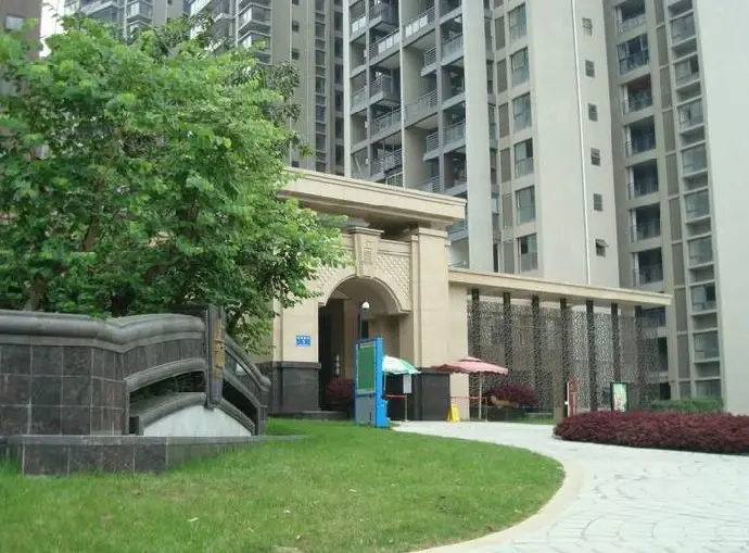 小区相关图