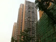 此房已经满两年了,户型方正采光好