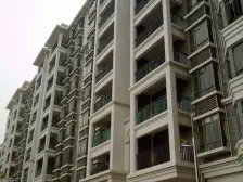 翡翠蓝湾 方正实用南向三房 证够五年唯一住房