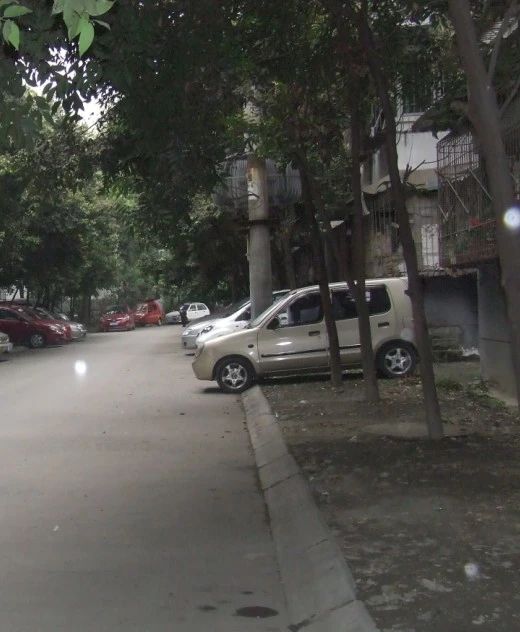 小区相关图