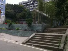 石井坡 东华医院旁边 正规两室 住家装修 看房方便