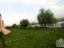 双拼别墅,现未住人,独立车库,超大花园,自带码头,可随时看房