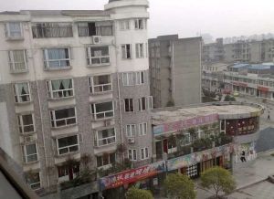 博园世家3室2厅东南