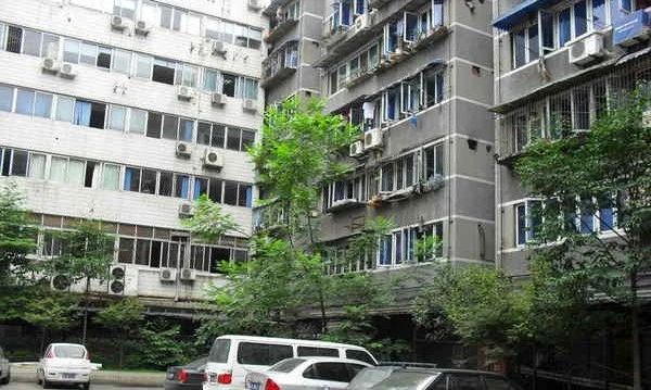小区相关图