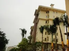 东南,视野看出开阔,新装修保养好