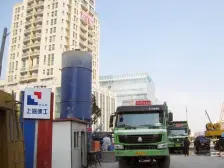 直看三件套地铁口两梯三户户型正