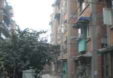 邮电职业技术学院宿舍2室1厅东南