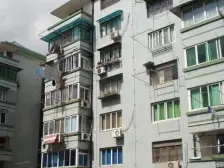 单价低,业主诚售,看中可谈,周边配套齐全,看房方便,动迁个税