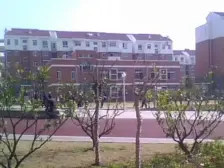 南北通透 双卫生间 小区花园位置 中间楼层采光好 业主诚售