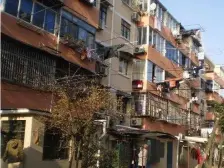 99平的三房,带阁楼,蝴蝶户型,近地铁,近园西