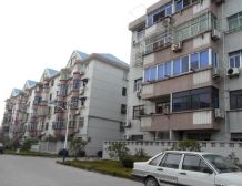 此房户型手续齐全,格局好,采光好,无遮挡,出行方便