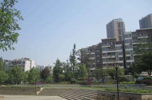 上东阳光艾特公馆2室1厅东南