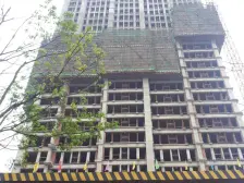 来!来!来!业主诚心出售,急卖 郁金香精装一室一厅