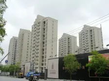 地铁口,中心位置,楼层好,采光无敌,看房方便