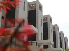 临港新片区 泥城镇 霞光路 2010年商品房 诚意出售