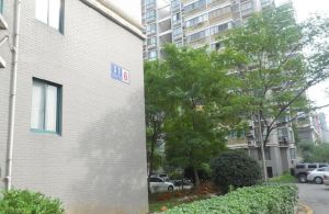 苏建豪庭三室二厅小区中间位置不临街,楼层好采光佳