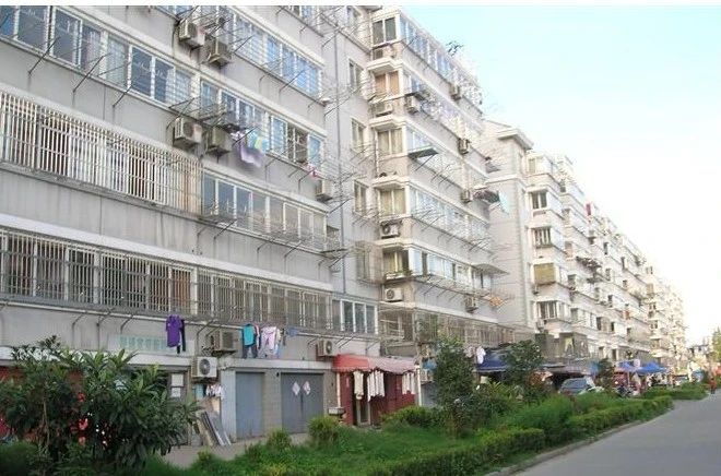 小区相关图