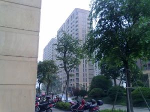 香水湾大露台实际使用面积90平一梯一户精装修