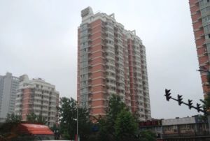 美食街口,闹中取静,东边套户型佳