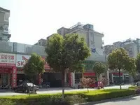 高丰家园小平房.总价低.地段位置好.