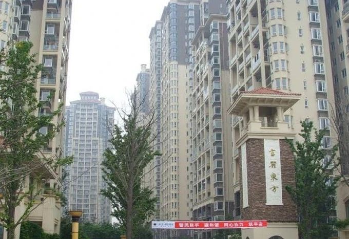小区相关图