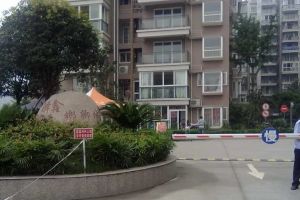 驿鑫乡卿城3室1厅西北