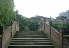 春天大道4室2厅南