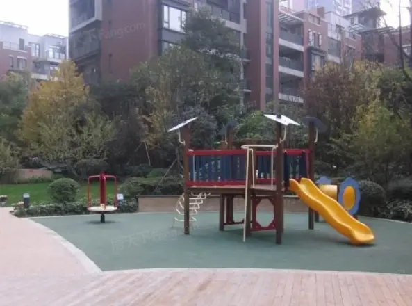 龙湖三千城实景图