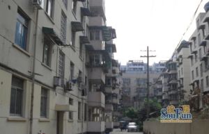 龙华北路9号 2室1厅 南