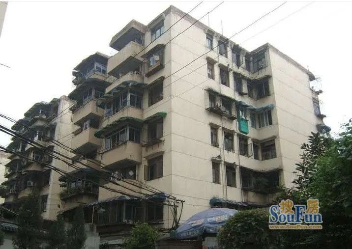 小区相关图